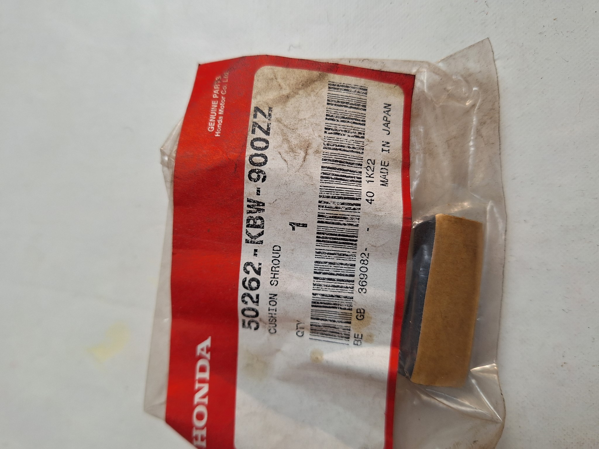 Picture of CUSHION SHROUD  50262-KBW-900ZZ  